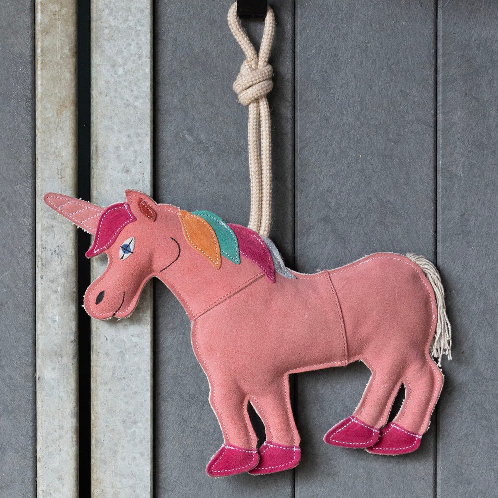 Hy Equestrian Stable Toy image 2