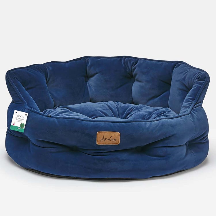 Joules Chesterfield Pet Bed image 16