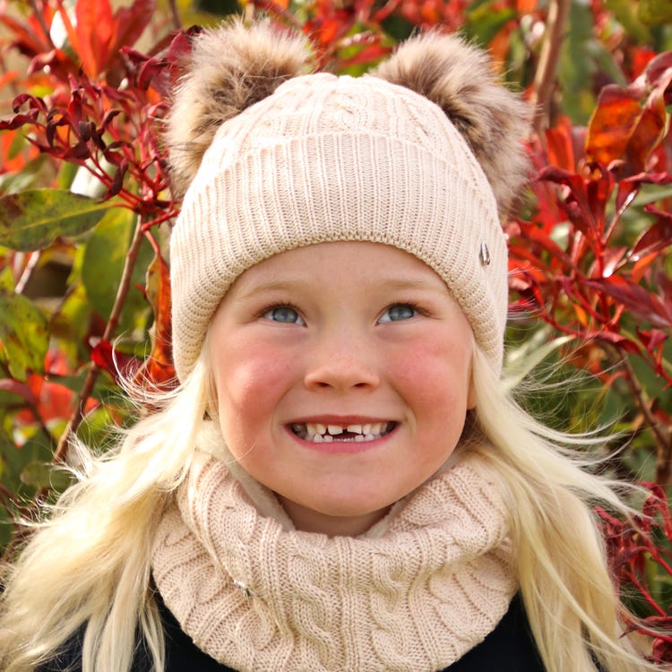 Hy Equestrian Morzine Children&#039;s Hat and Snood Bundle Deal image 7