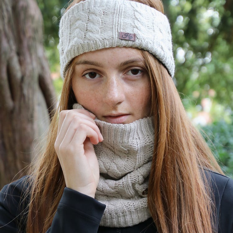 Hy Equestrian Meribel Cable Knit Snood image 3