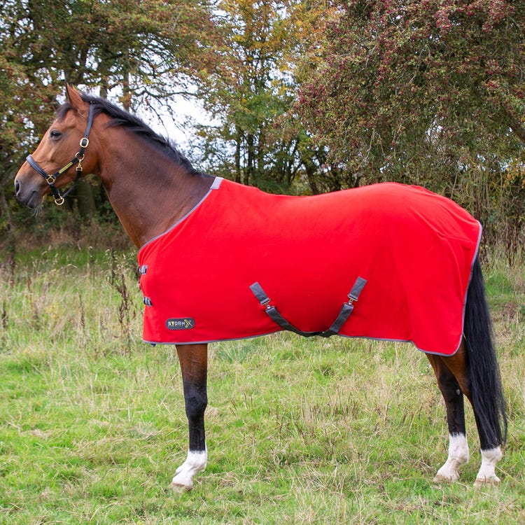 StormX Original Snug Fleece Rug image 2