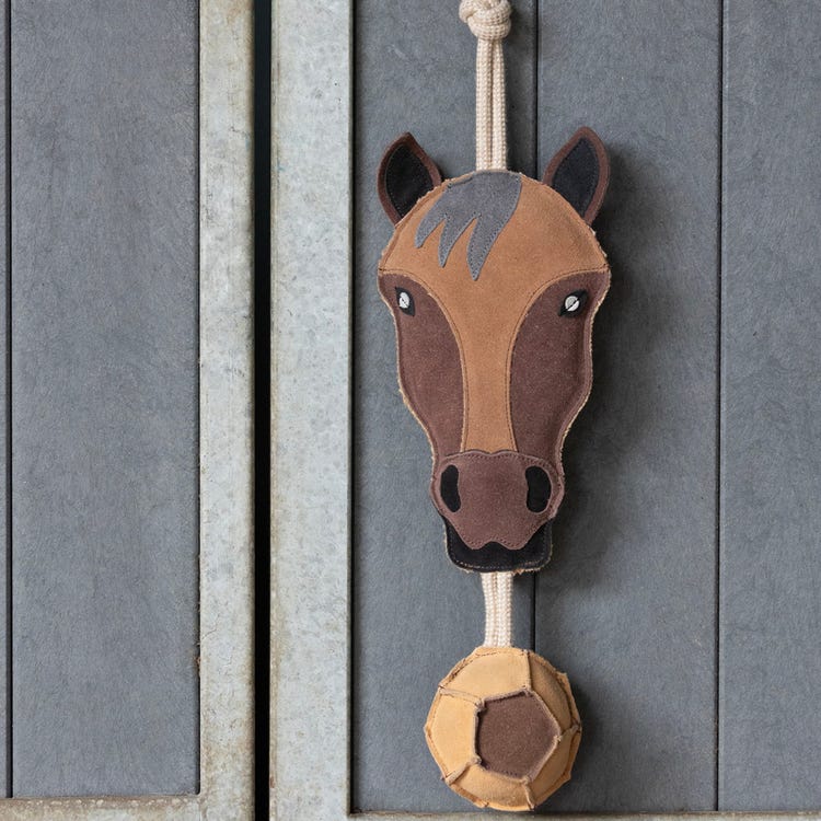 Hy Equestrian Stable Toy image 2