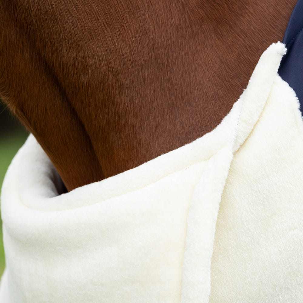 Hy Equestrian Lycra Flex Shoulder Vest with Faux Fur Bib image 2