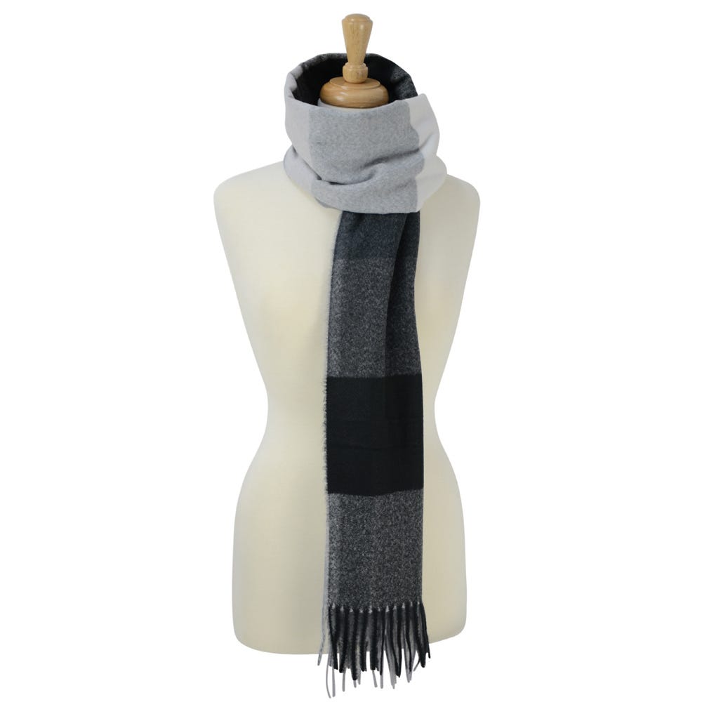 Hy Equestrian Cumbria Soft Touch Scarf image 2