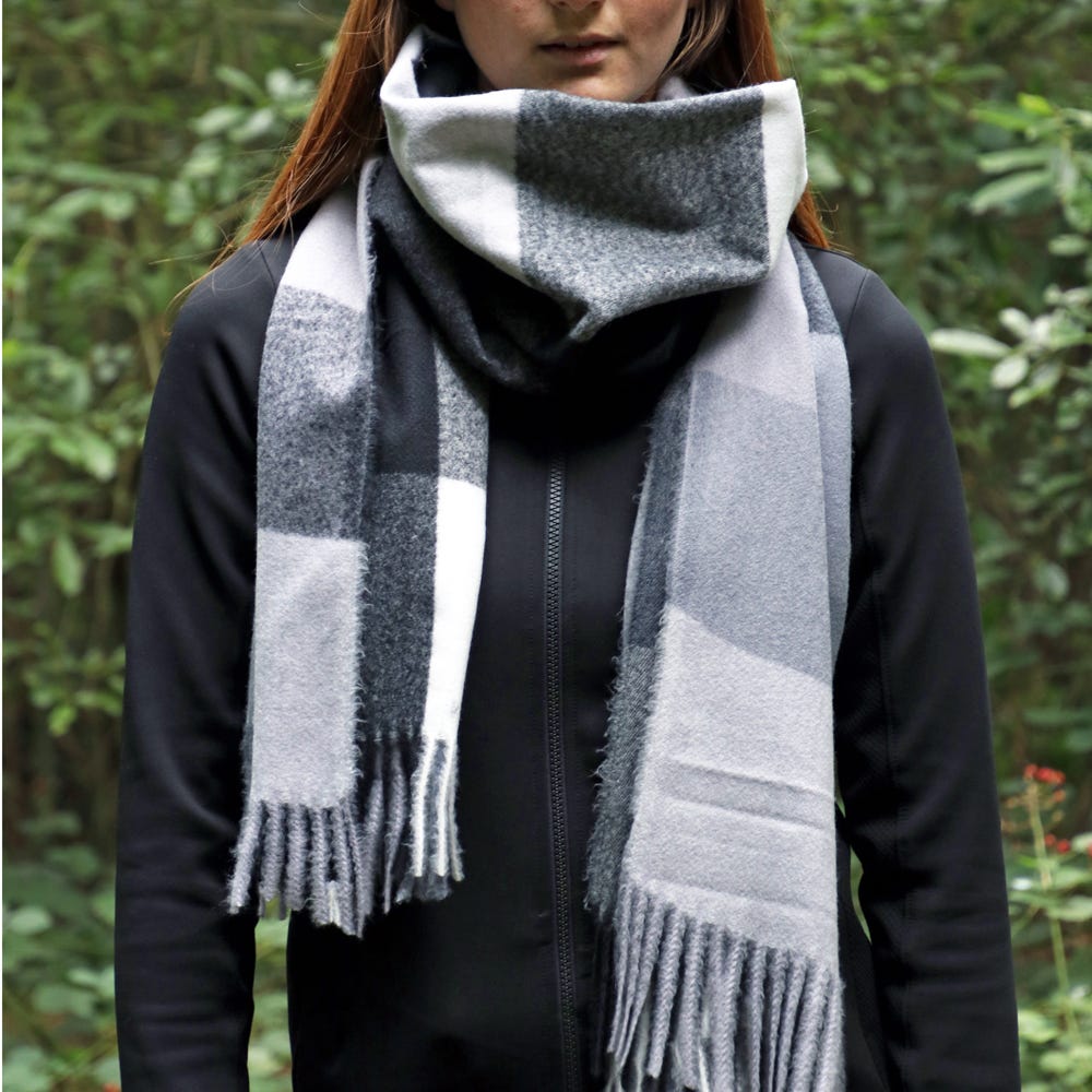 Hy Equestrian Cumbria Soft Touch Scarf image 5