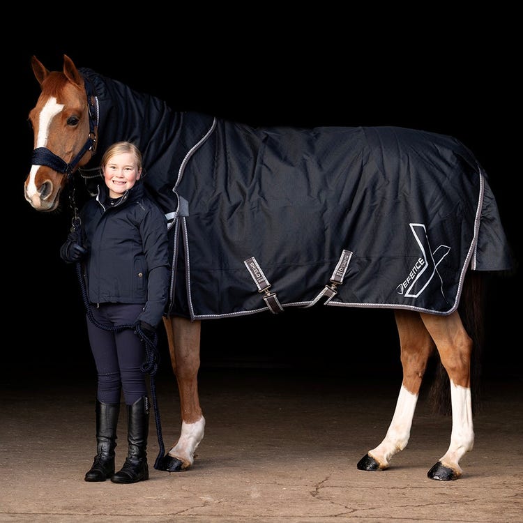 DefenceX Shield 200g Turnout Rug with Detachable Neck image 2
